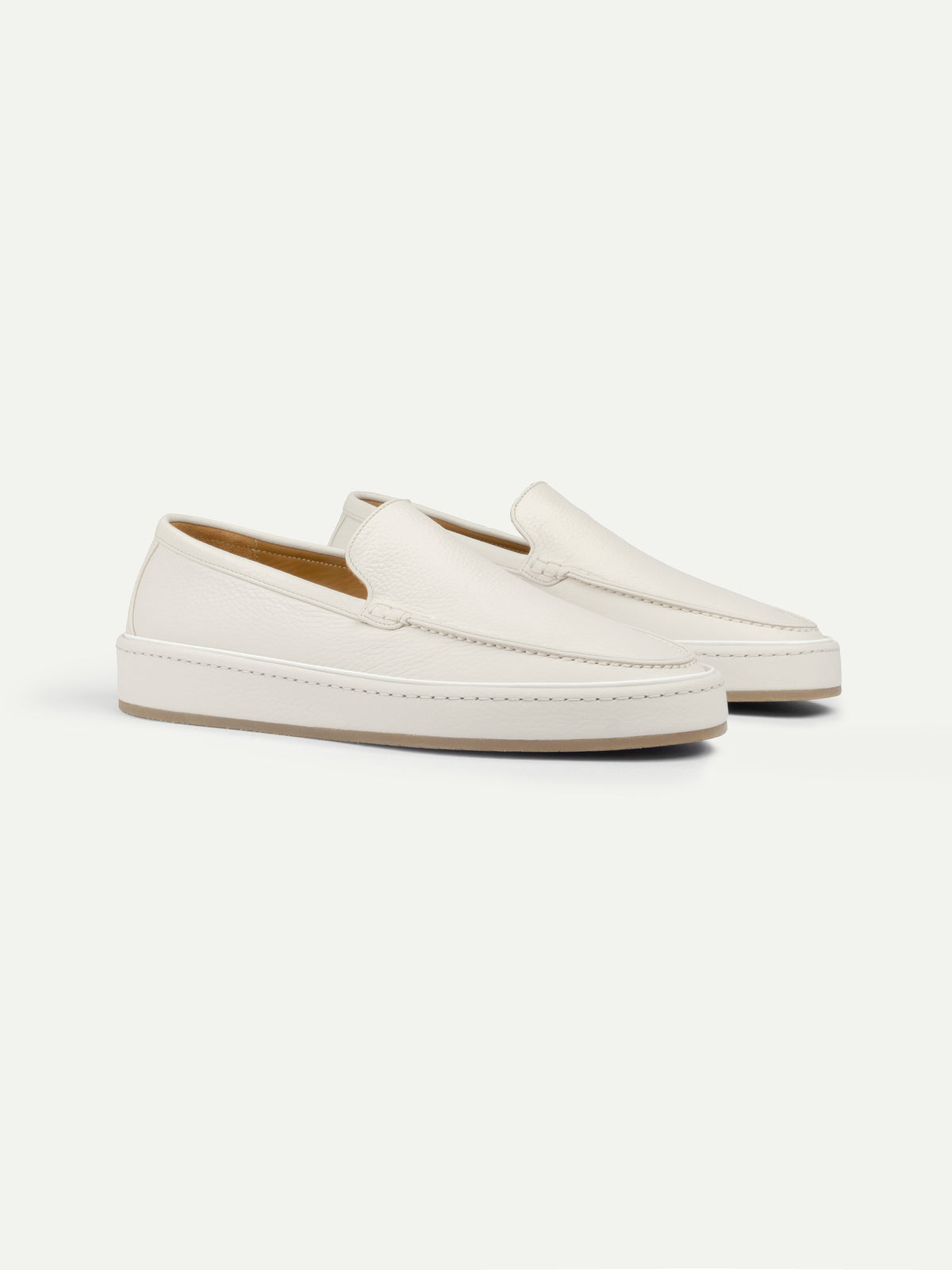 Ivory Grain Nomade Loafer