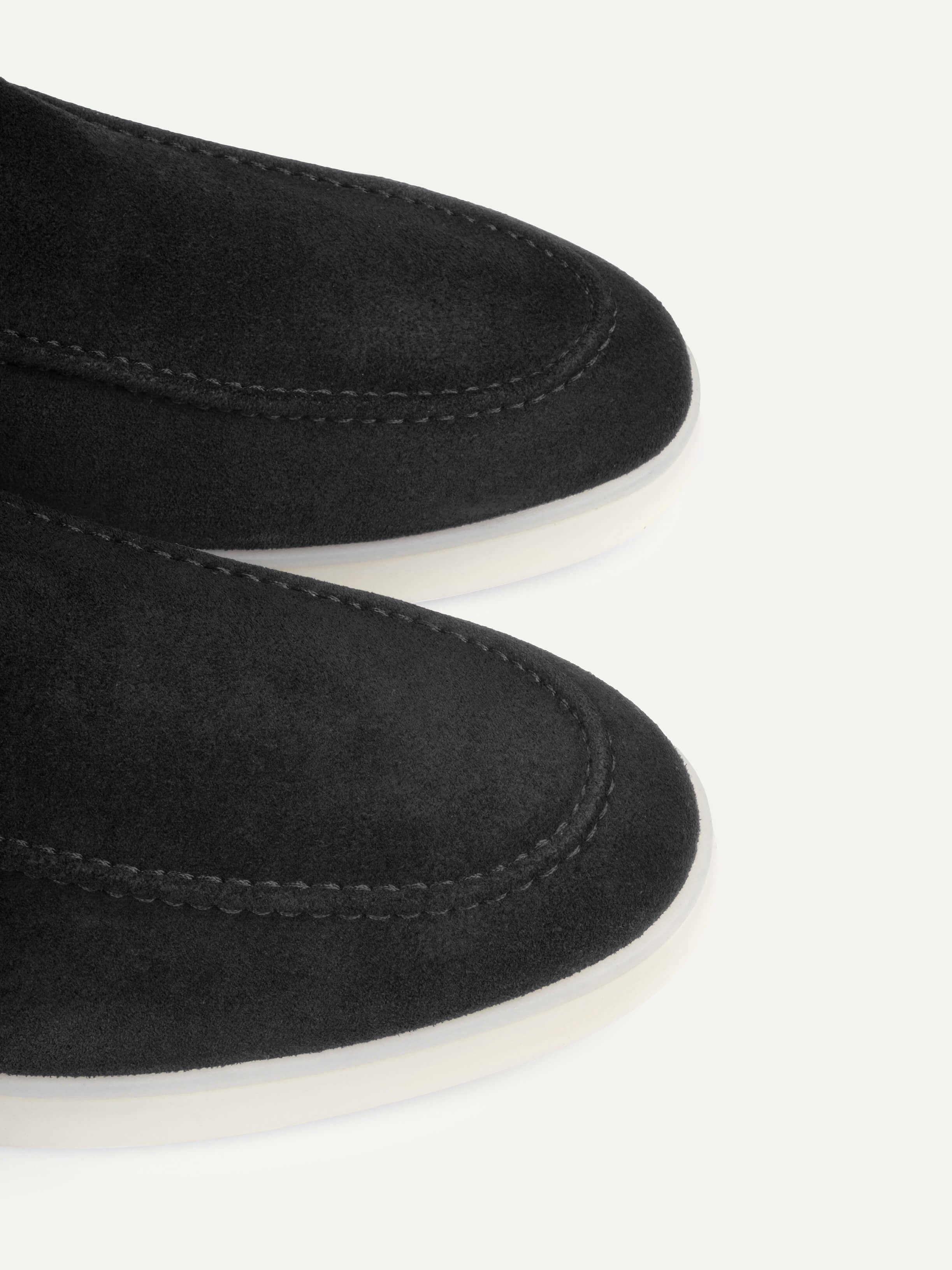 Belviso Chelsea Boots Black