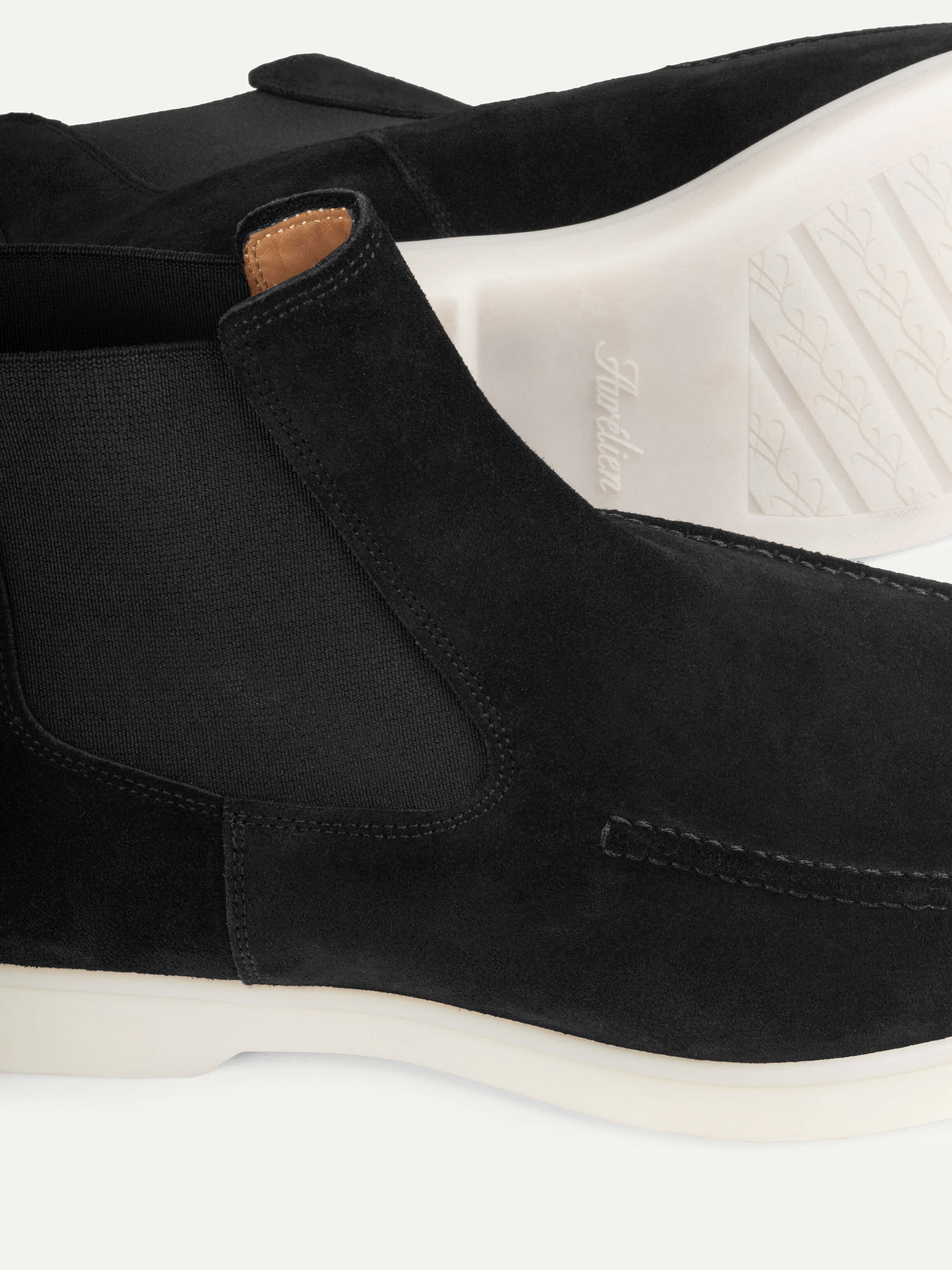 Belviso Chelsea Boots Black