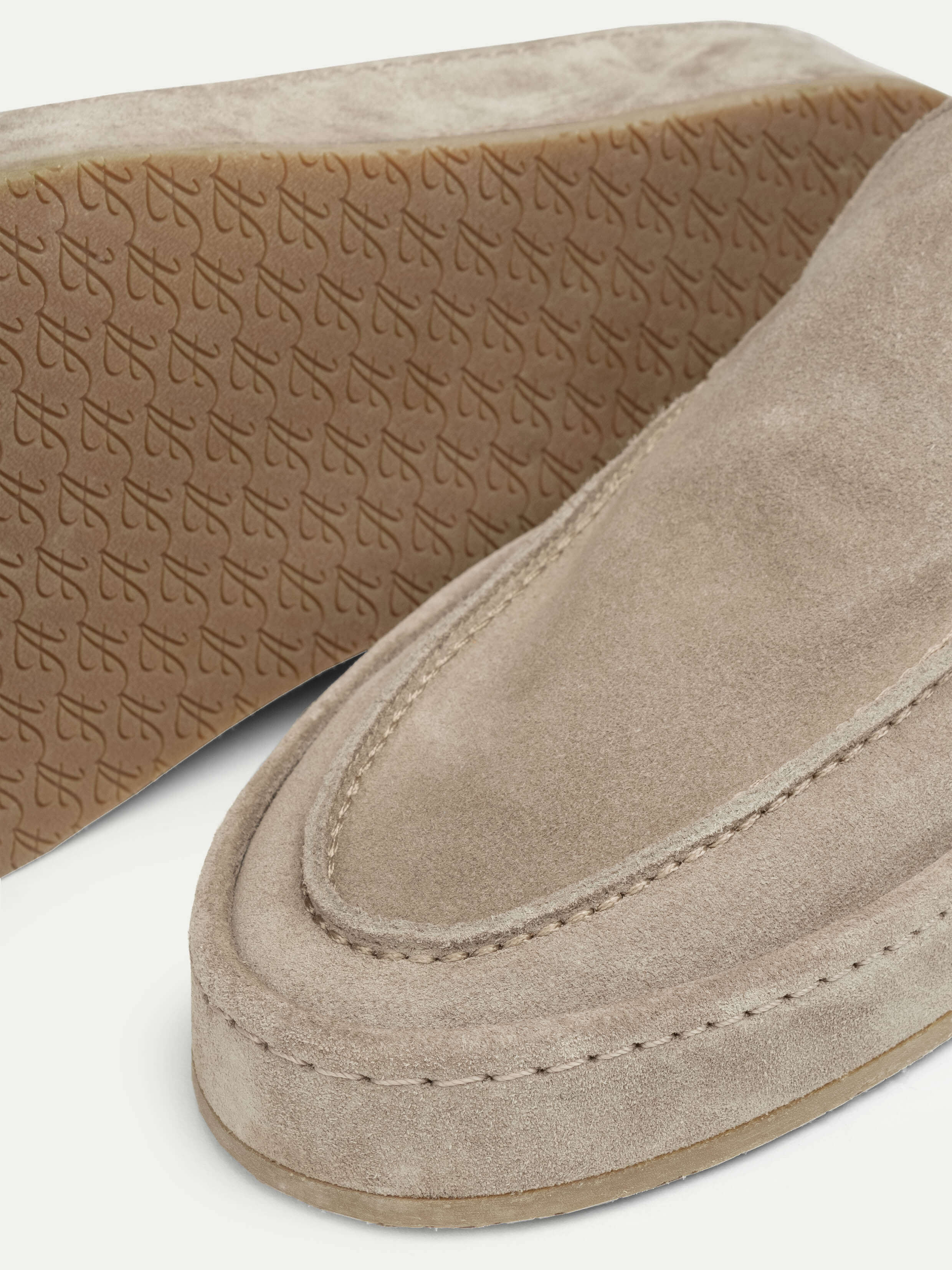 Light Grey Nomade Loafer